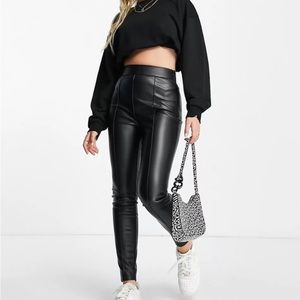Black Faux leather stretch cigarette pants with pintuck